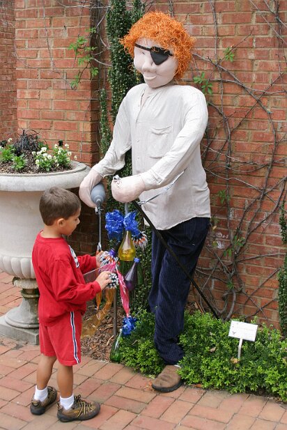 Atlanta Botanical Garden 2004-10 Scarecrows in the Garden