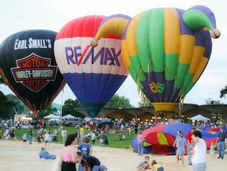 Balloon Glow 2004-09