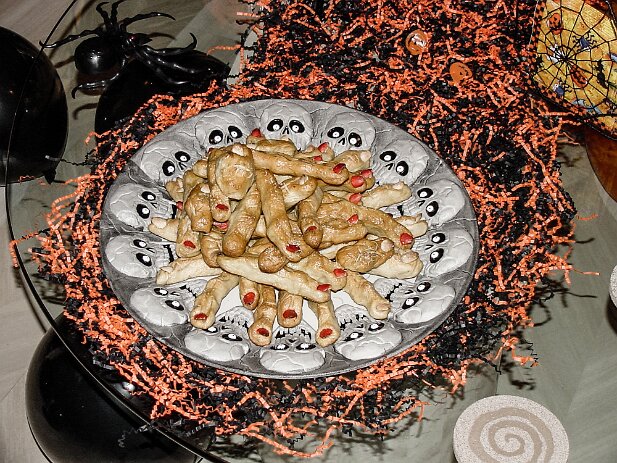 Halloween, 2002 Lady fingers and man toes