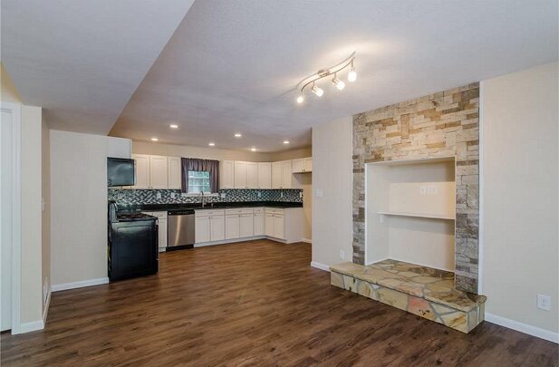 House 2016 Photo from real estate website