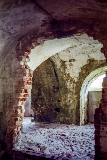 35mm013-ft macon-002 Fort Macon